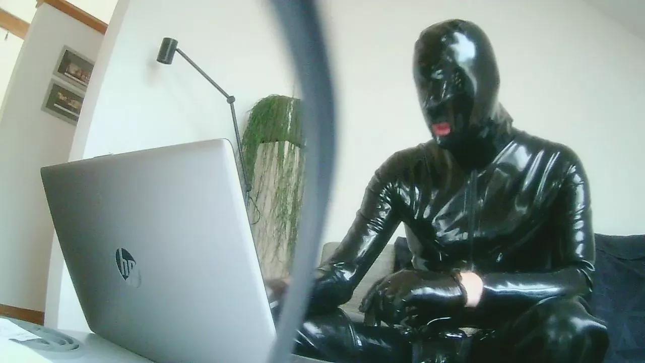 gummi13 on Cam4 