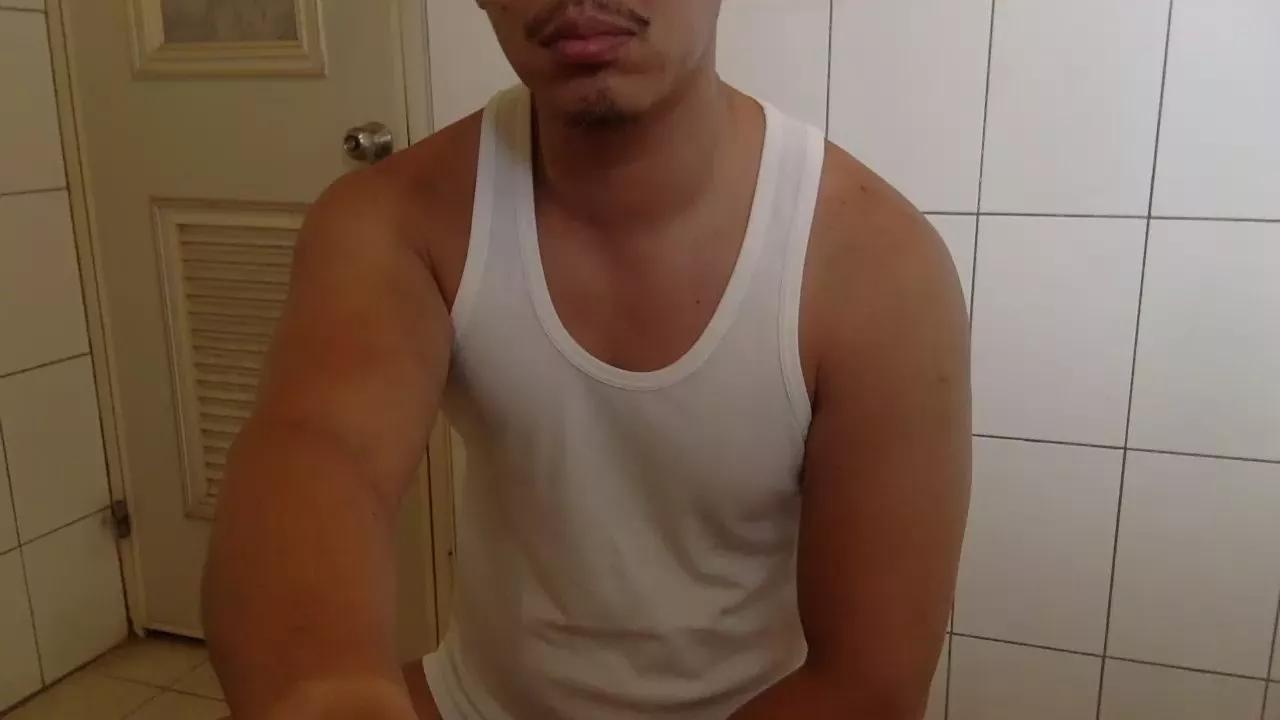 gymmytw on Cam4 