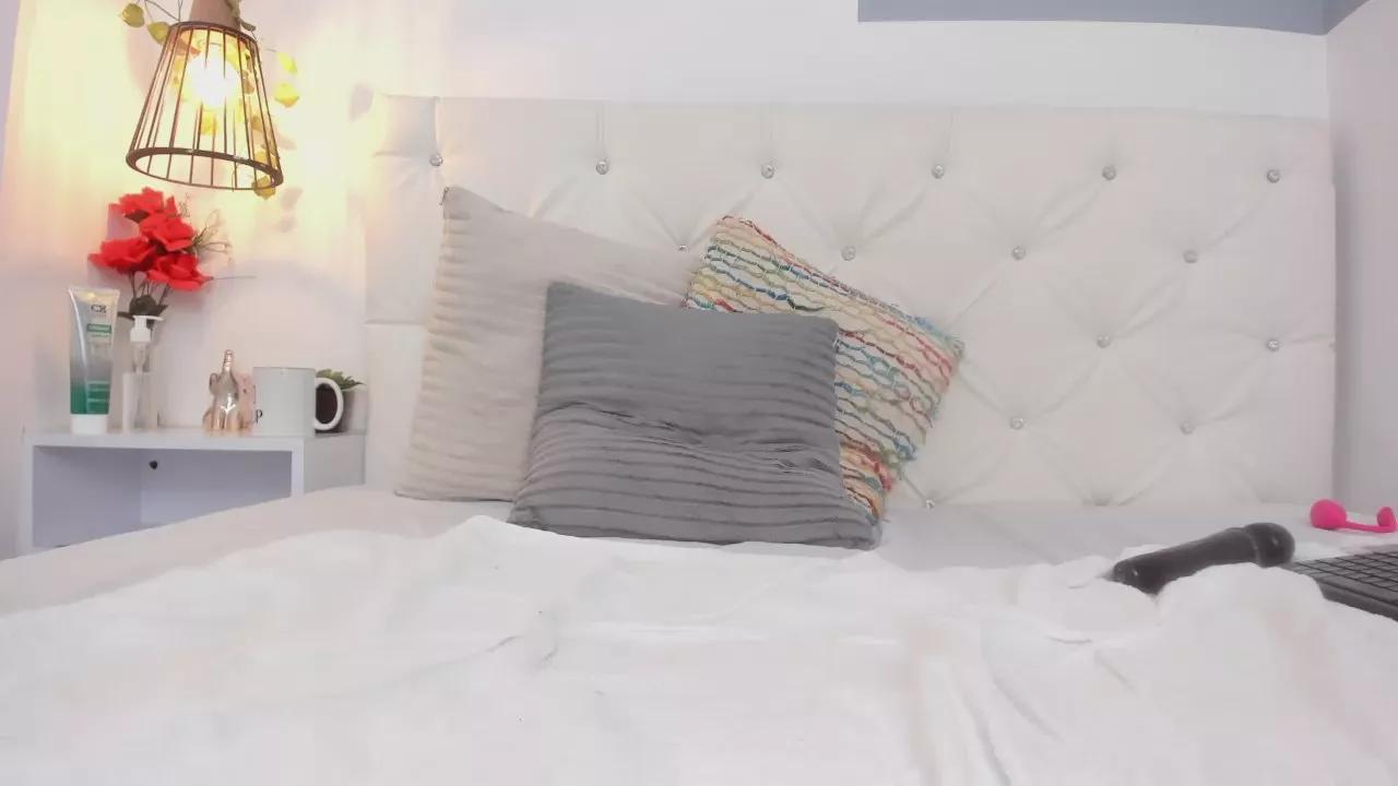 Hana_gray on Cam4 