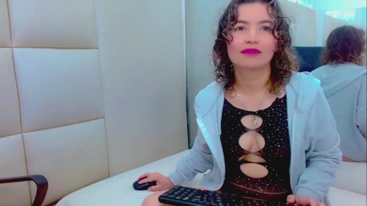 HanaKimm01 on Cam4 