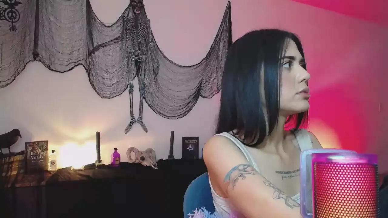 HarmonyEvans_ on Cam4
