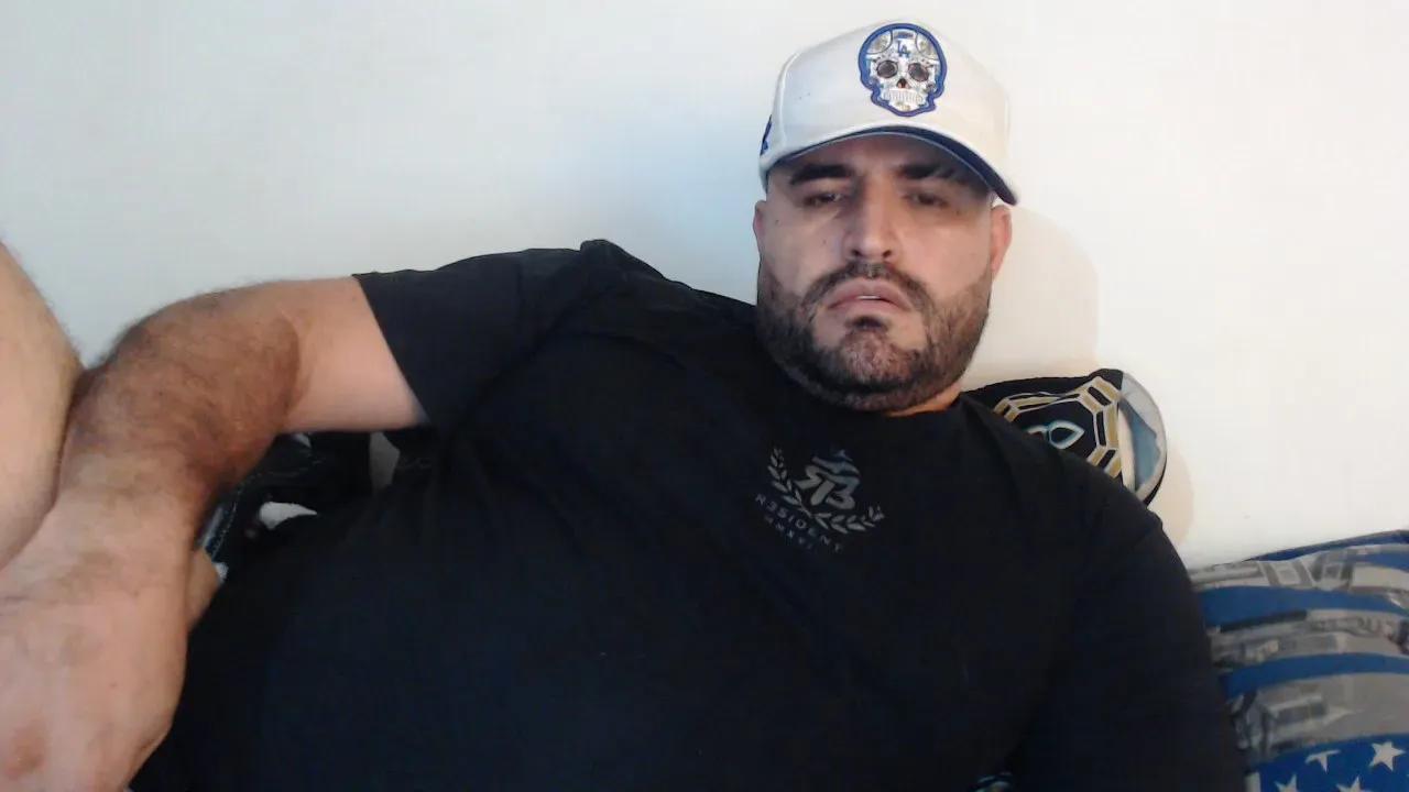 Offline hazmetuyo24 on Cam4