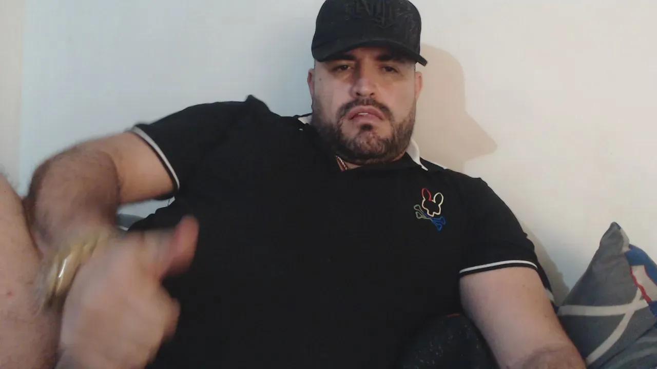 Offline hazmetuyo24 on Cam4