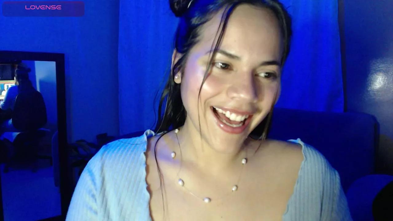 Helena_de_troya on Cam4 