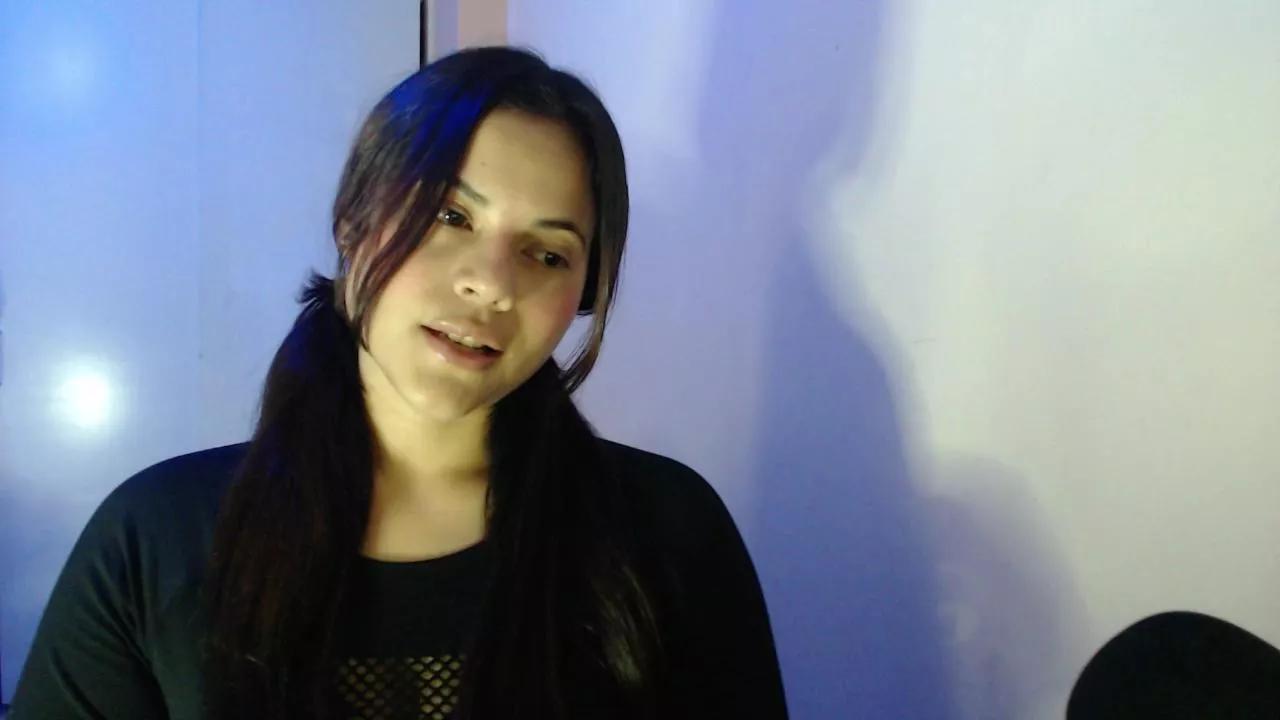 Helena_de_troya on Cam4 