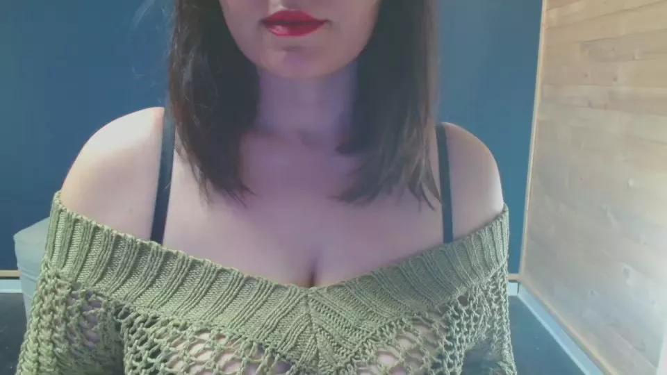 Hilldy_32 on Cam4 