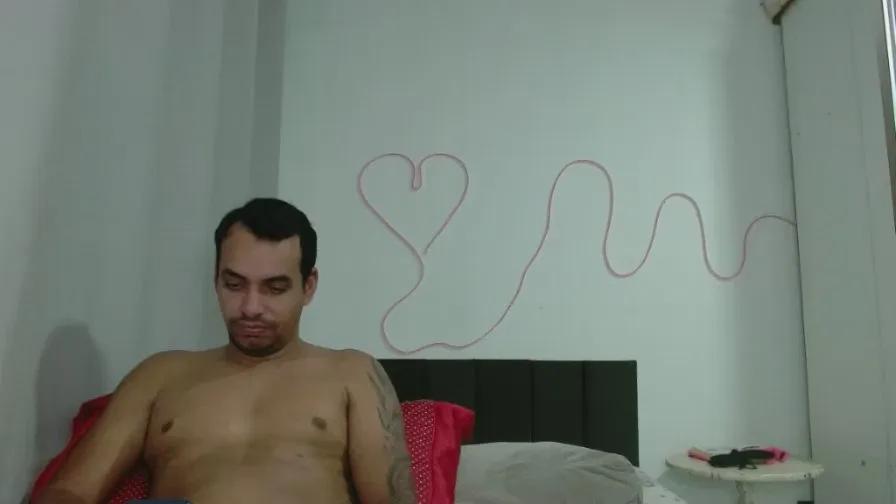 hotcouple0003 on Cam4