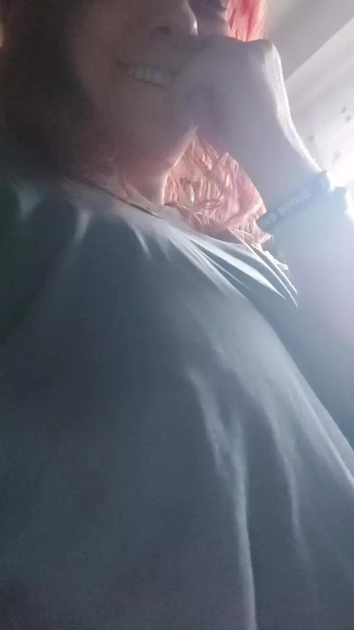 HotFragolaX on Cam4 