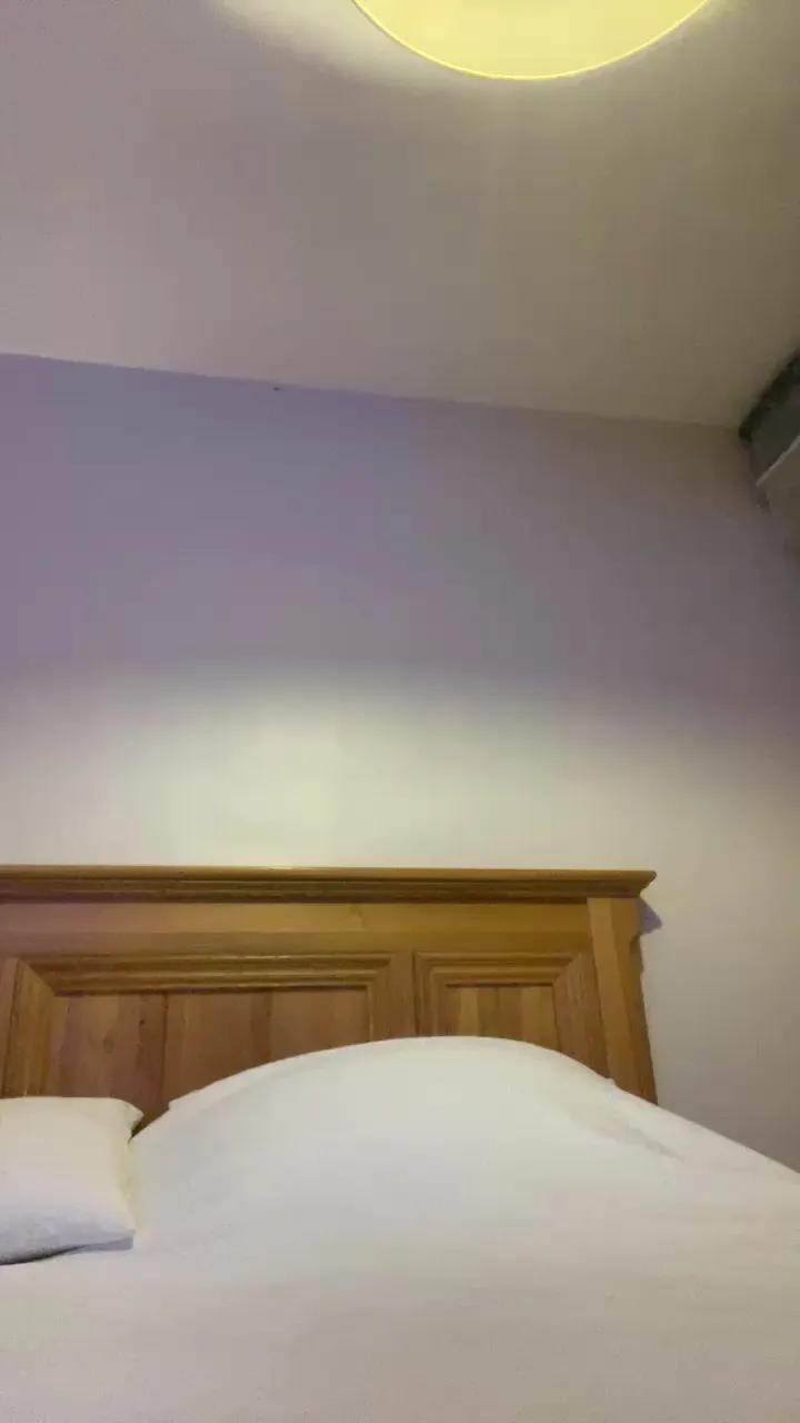 HottyJC on Cam4 