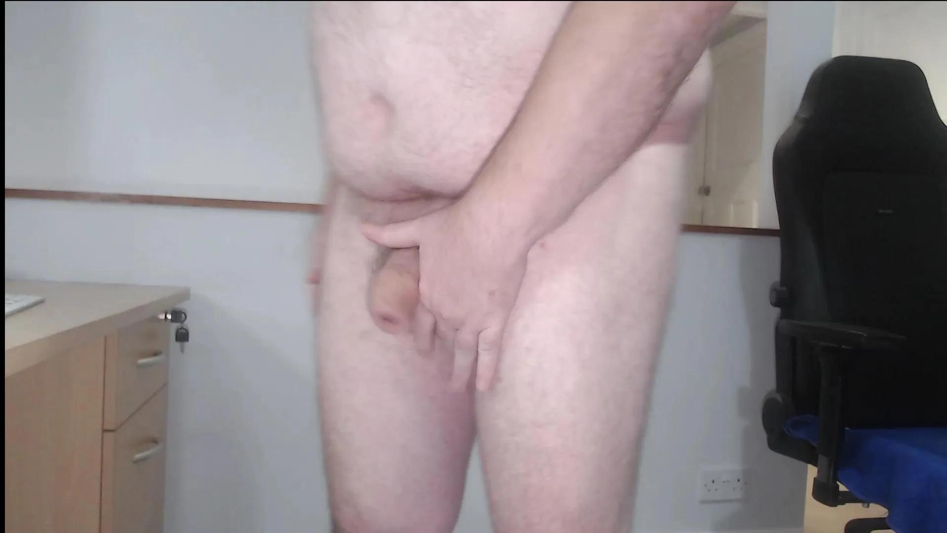 Offline huggie_bear on Cam4