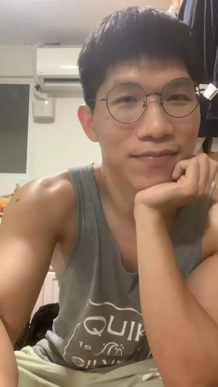 iii_dh_iii on Cam4 
