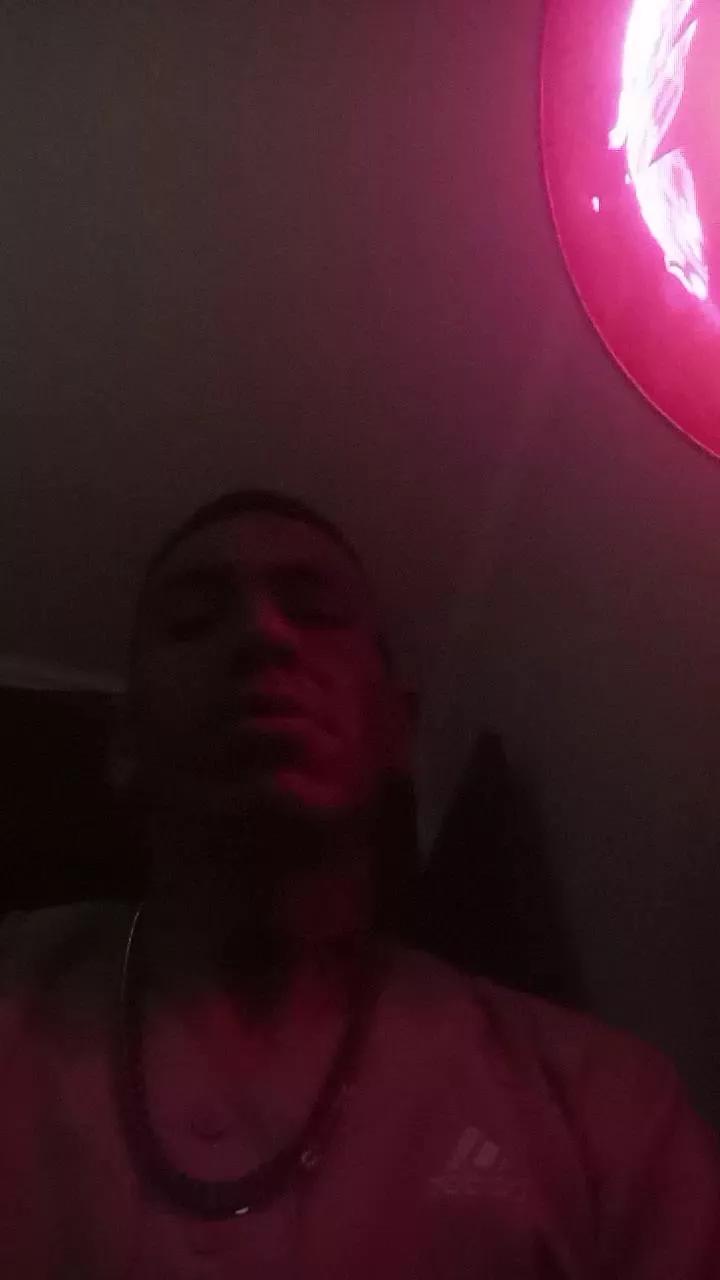 Freechat Intoxicado420 on Cam4