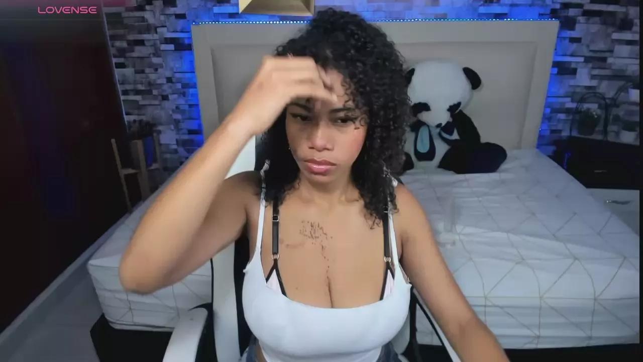 Iris_Evanss on Cam4 