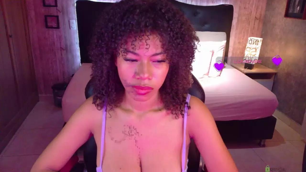 Iris_Evanss on Cam4 