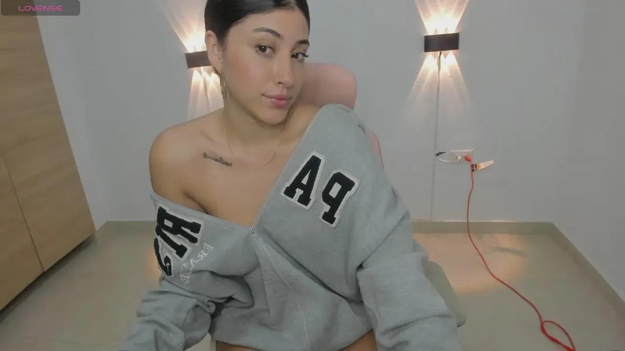 isabela_thomson