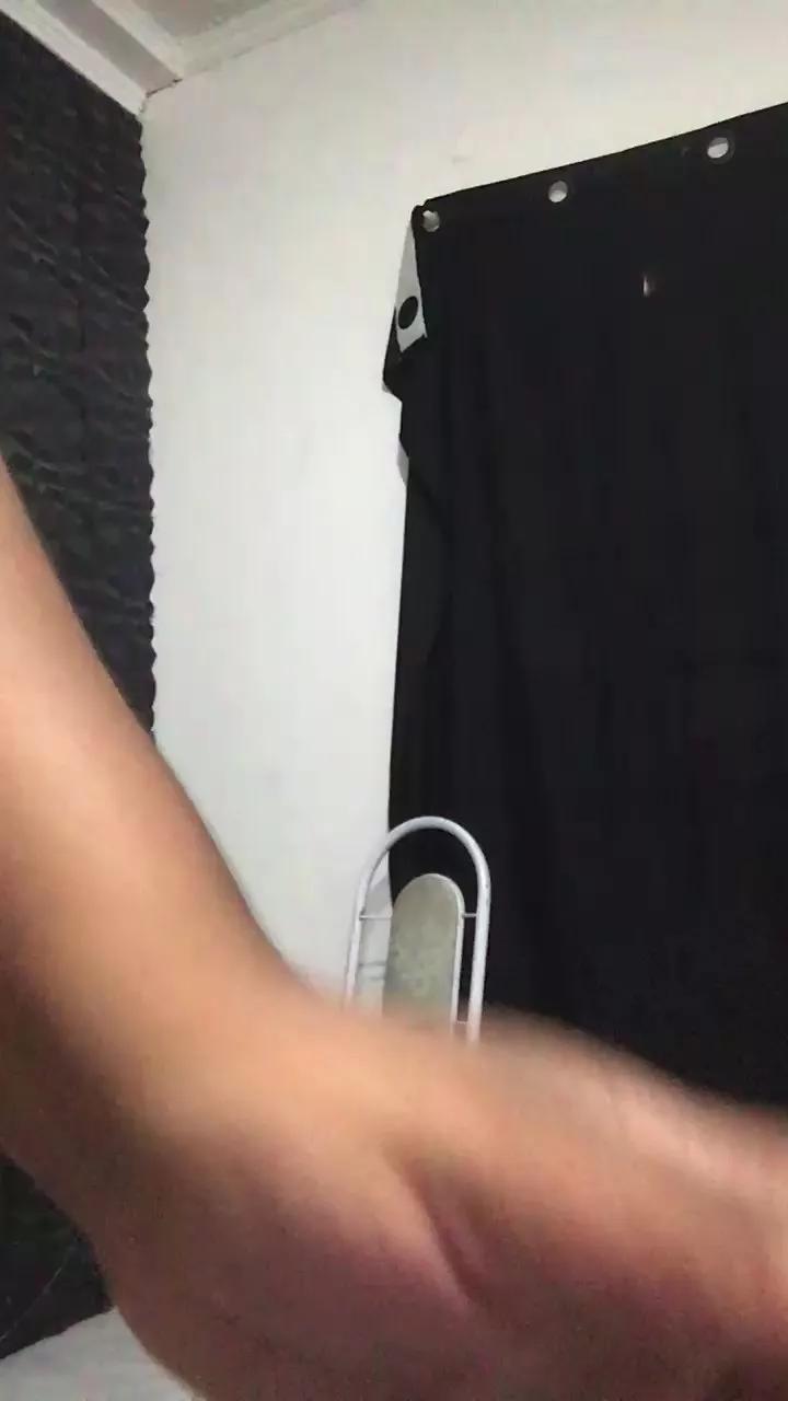 Isiscastelanni on Cam4 