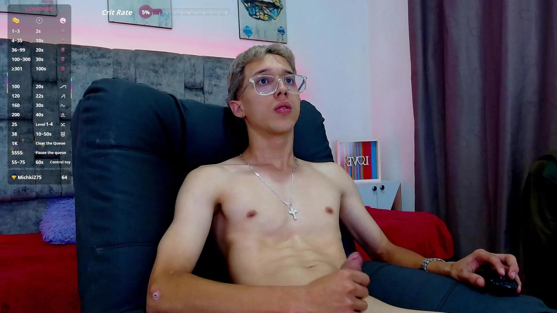 Offline james_bigc0ck20 on Cam4