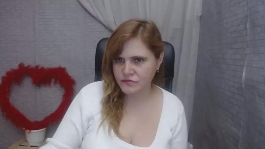 JanaLoveli on Cam4 