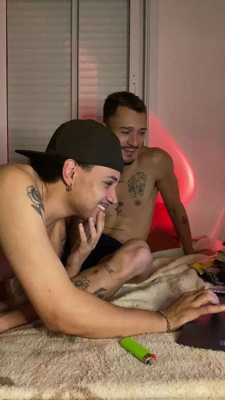 Offline JapinhaProfano on Cam4