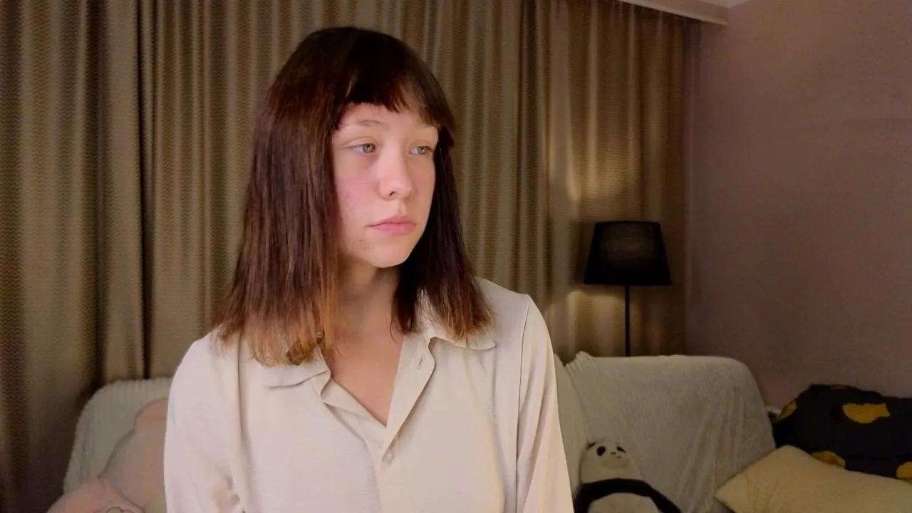 Offline JeanaScheerer on Cam4