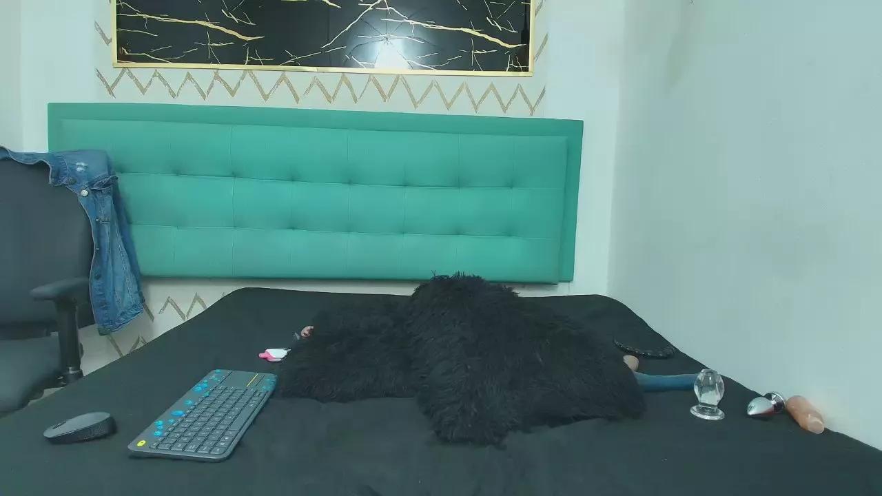 Jenny_Harrison on Cam4 