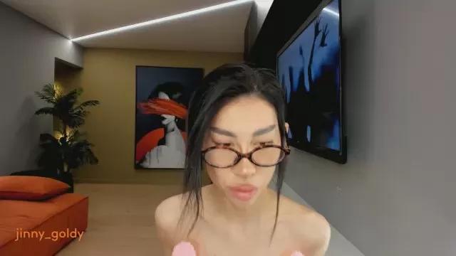 Jinny_gold on Cam4 