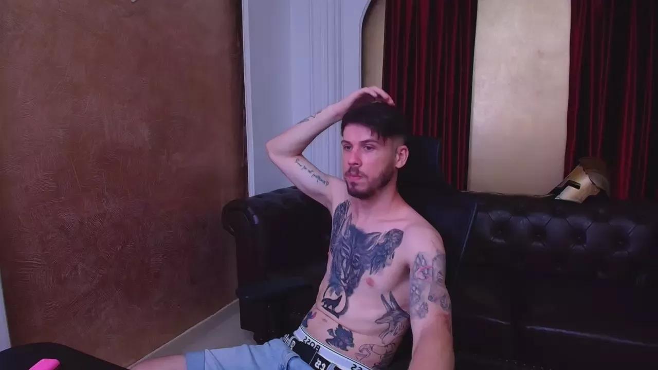 JonahShaw on Cam4 