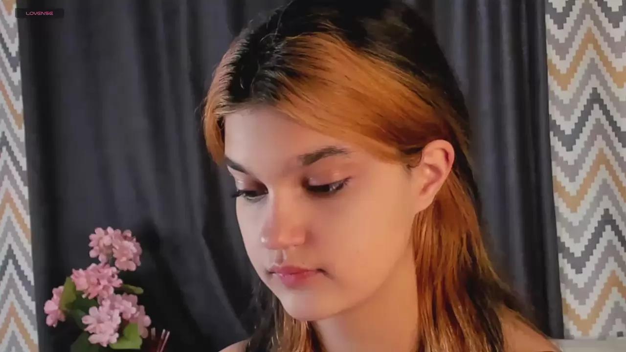 JulianaBruster on Cam4 