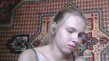 JulieFaines on Cam4 