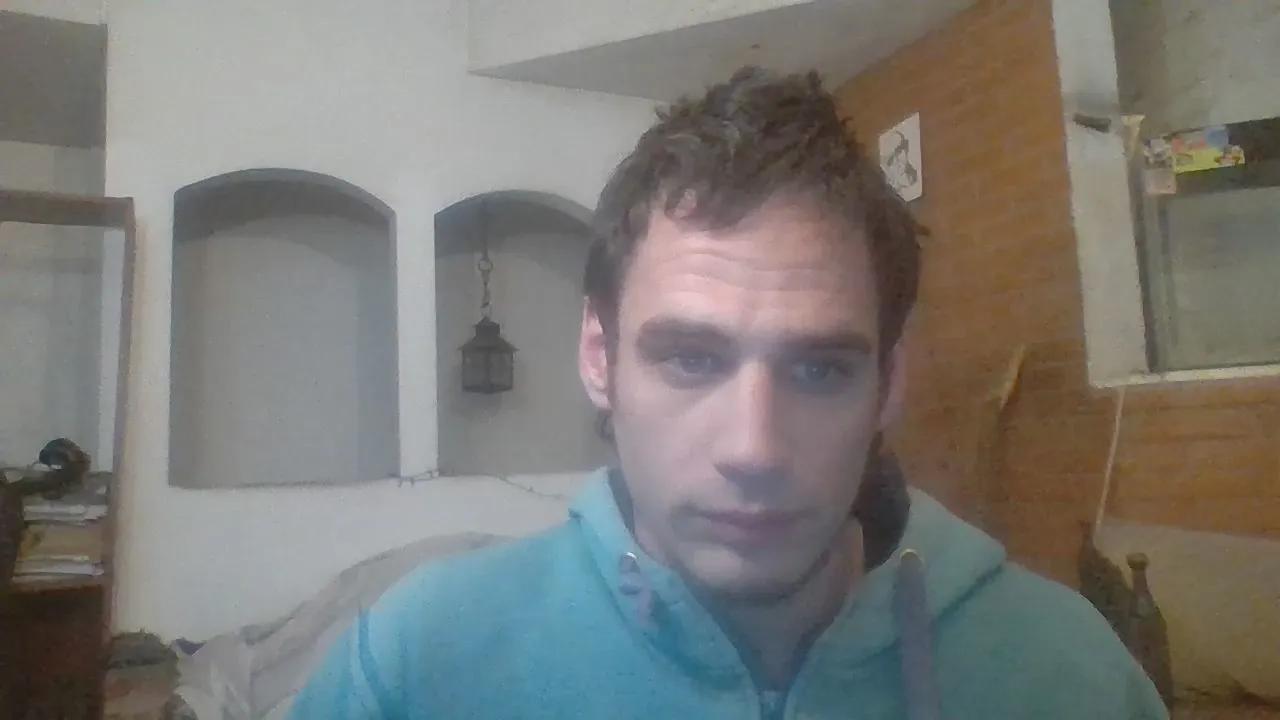 Offline julijuli123_Por on Cam4