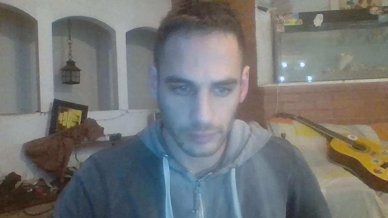 Offline julijuli123_Por on Cam4