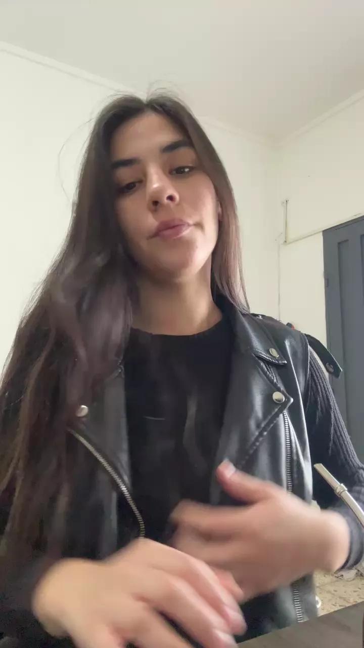 Offline kady7 on Cam4