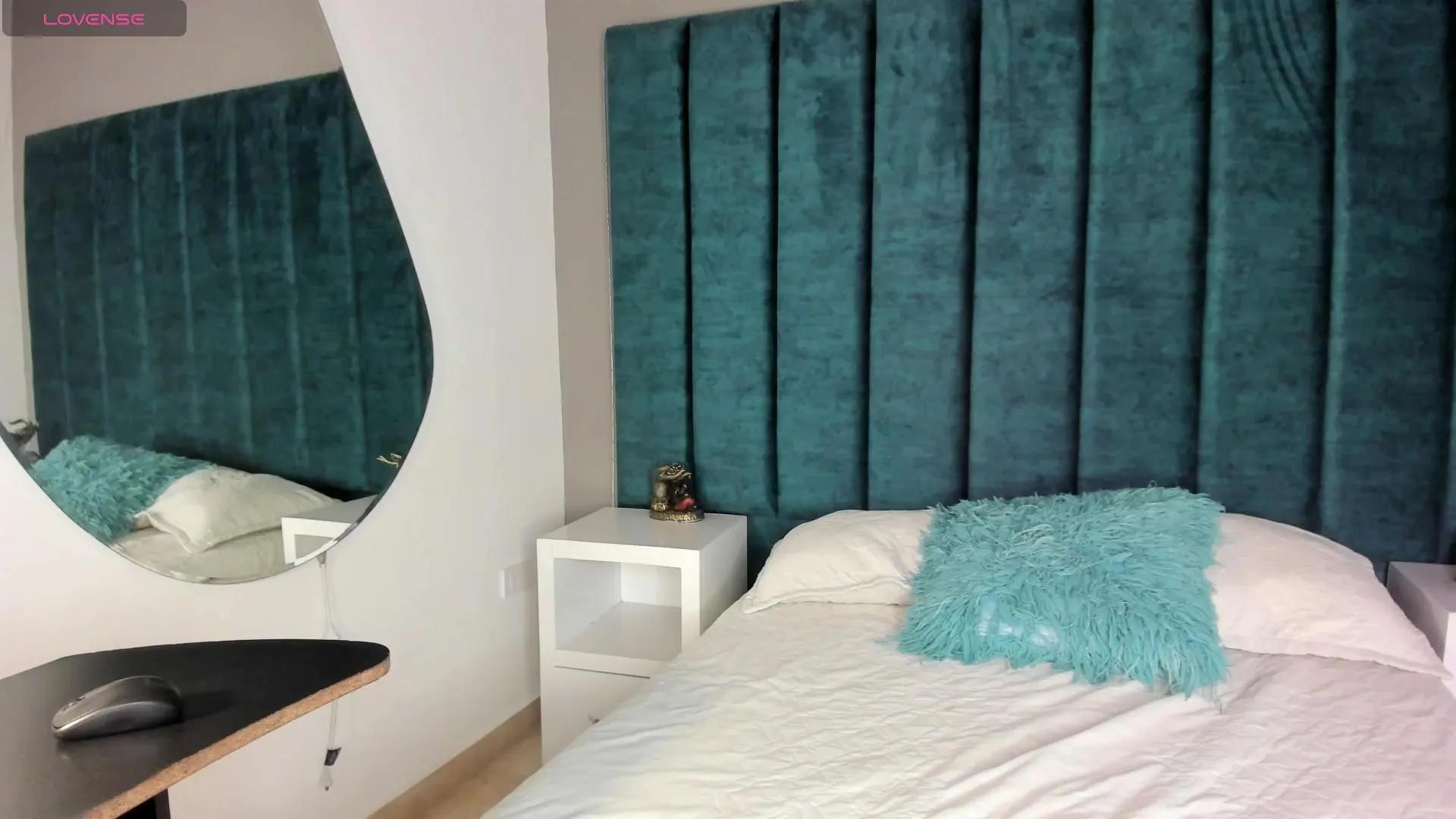 Offline Kate_Casss on Cam4