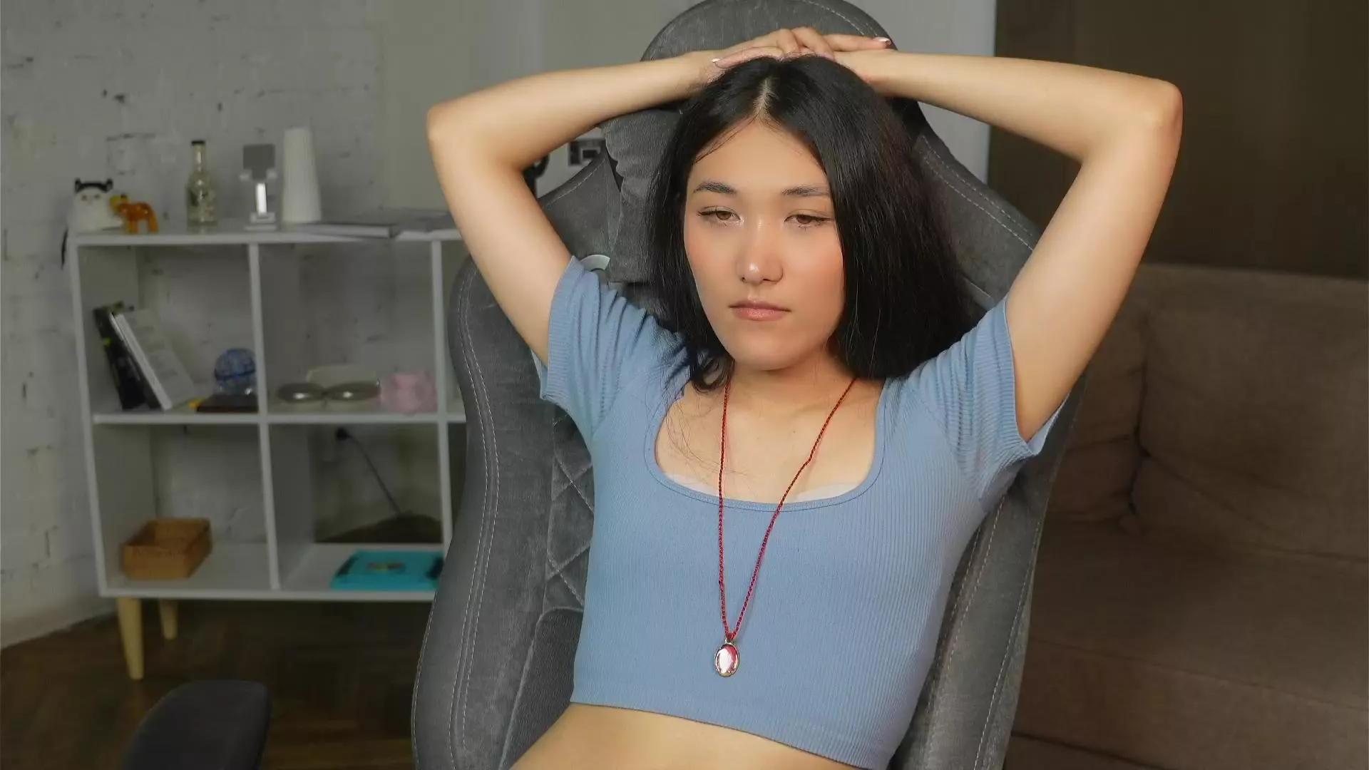 KatieBain on Cam4 