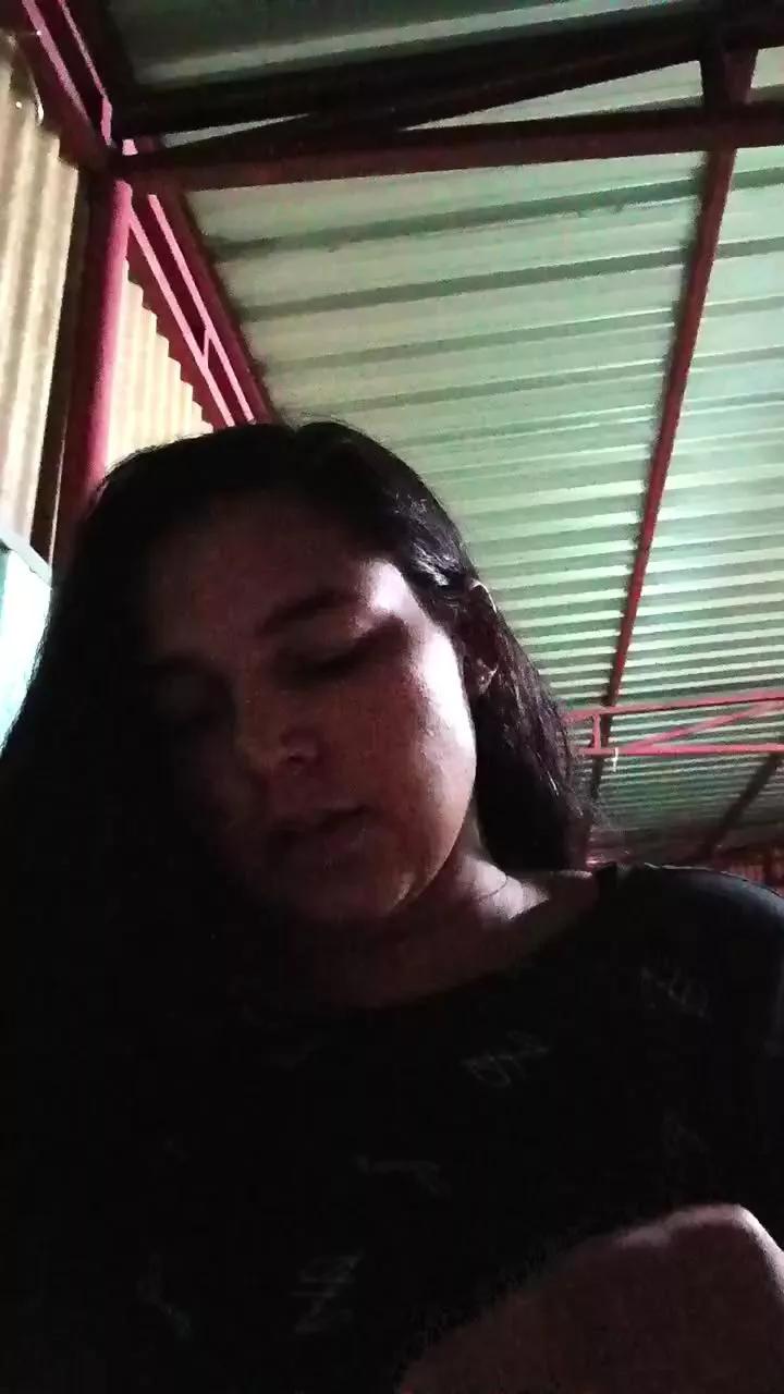 Katy19952 on Cam4 
