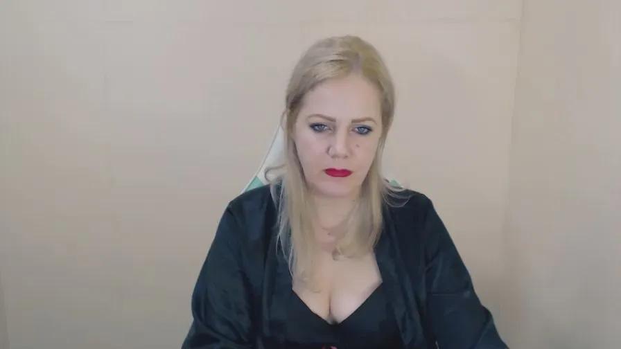 Freechat kay_franccis on Cam4