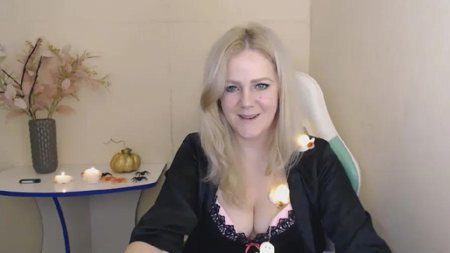 Cam4 kay_franccis is Freechat kay_franccis —  #C2C #striptease #femdom #cute #ass #spanking #feet