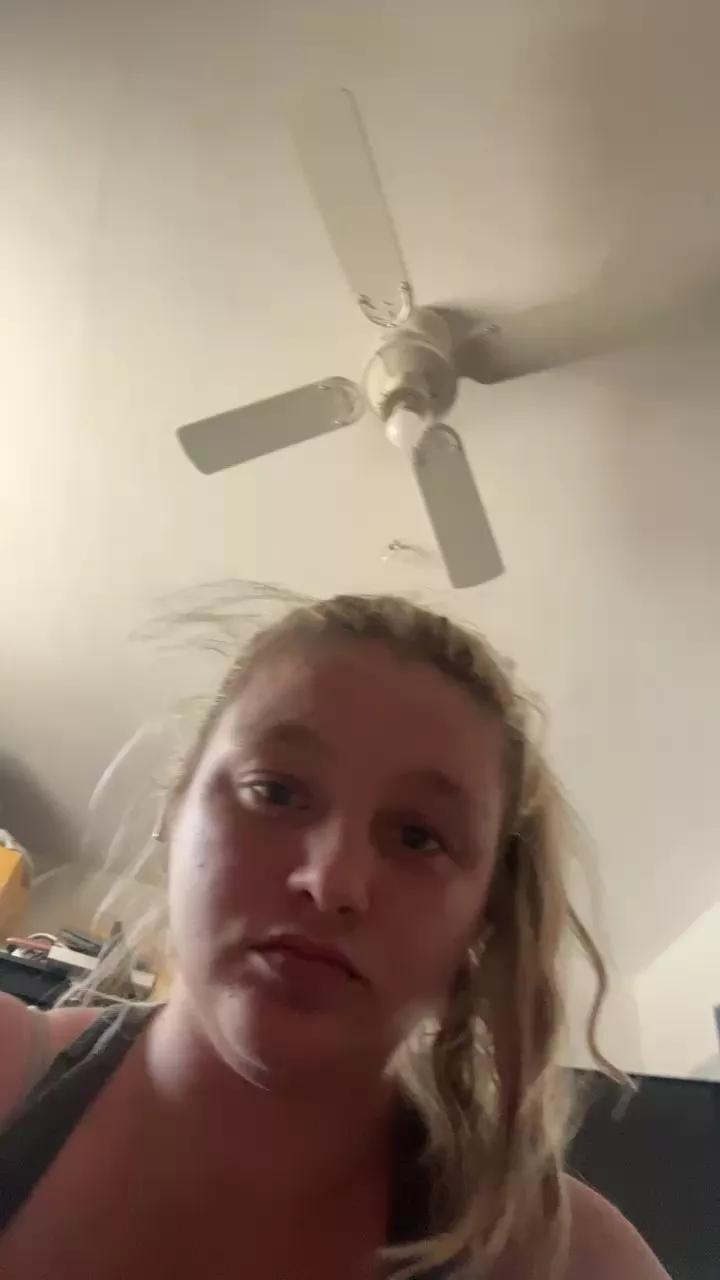 Kaylee98567 on Cam4 