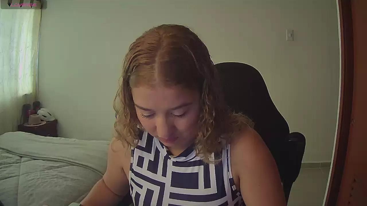 Kerry_jacksonn on Cam4 
