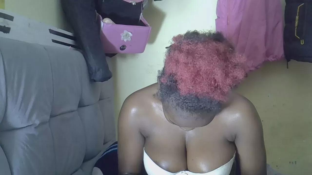 Kerrylove25 on Cam4 