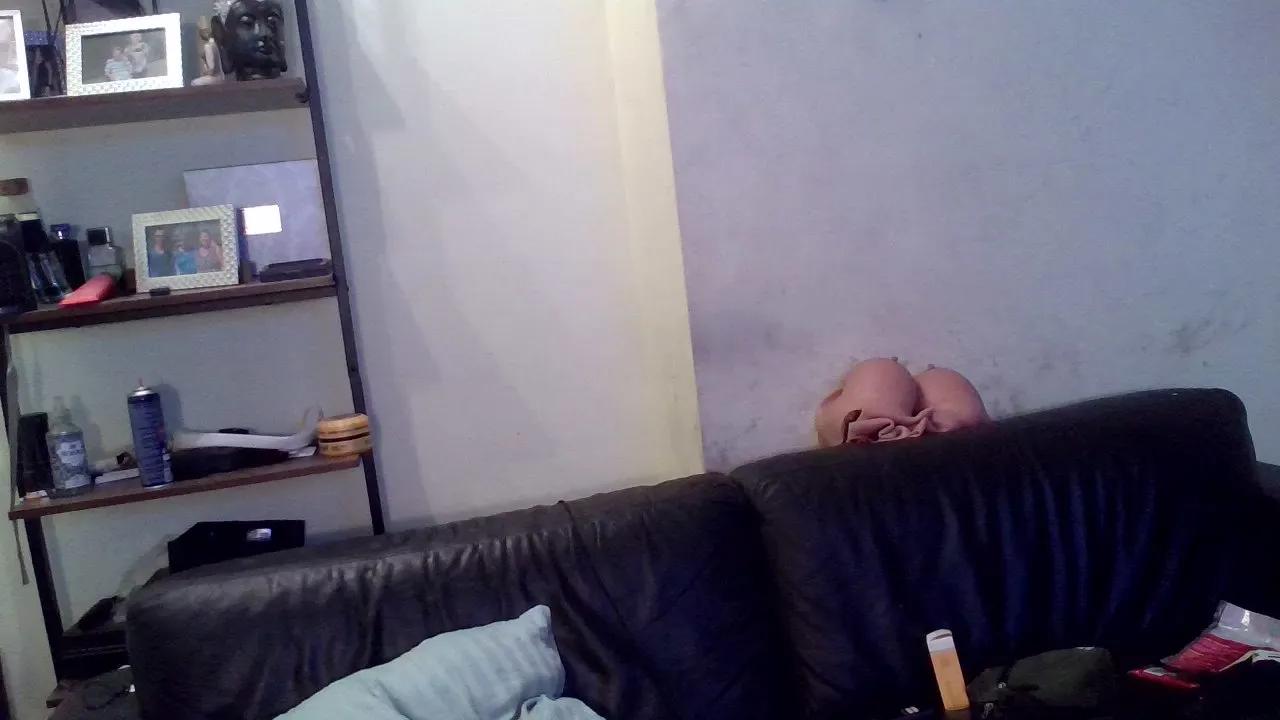 Offline kinkybiboysub on Cam4