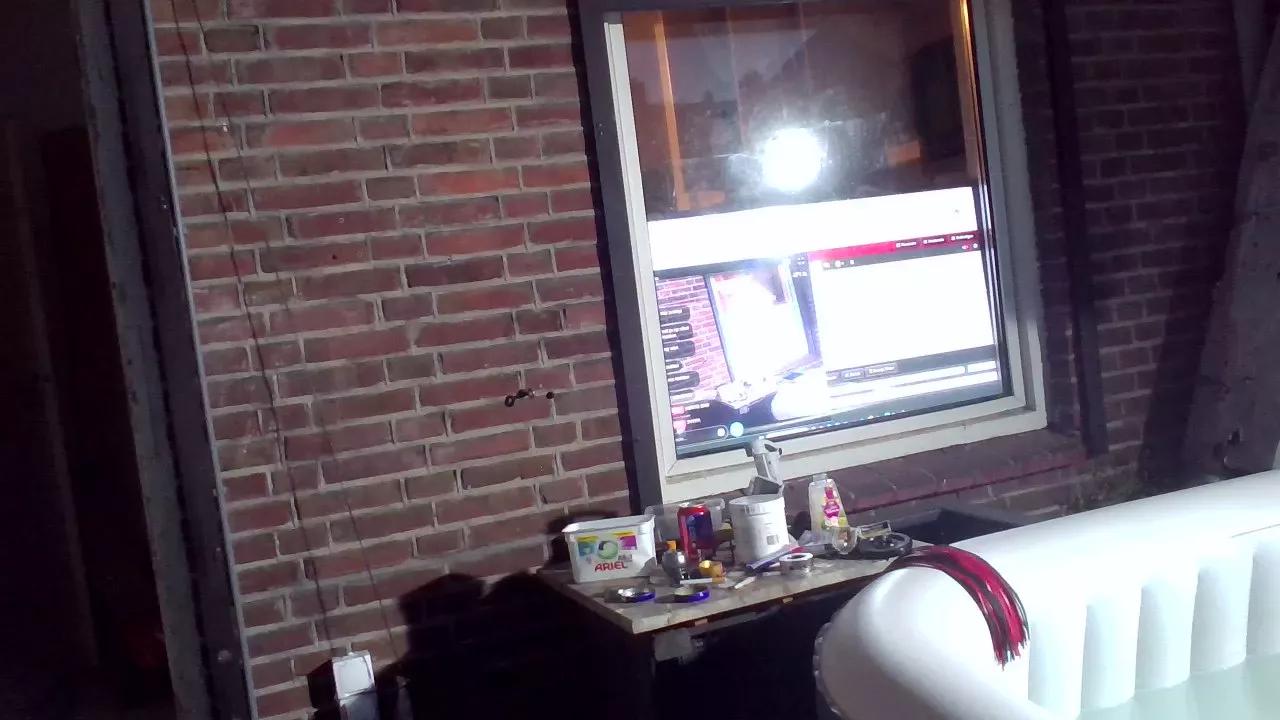 Offline kinkybiboysub on Cam4