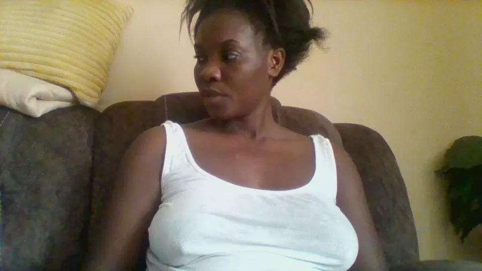 Kinkydiva1 on Cam4 
