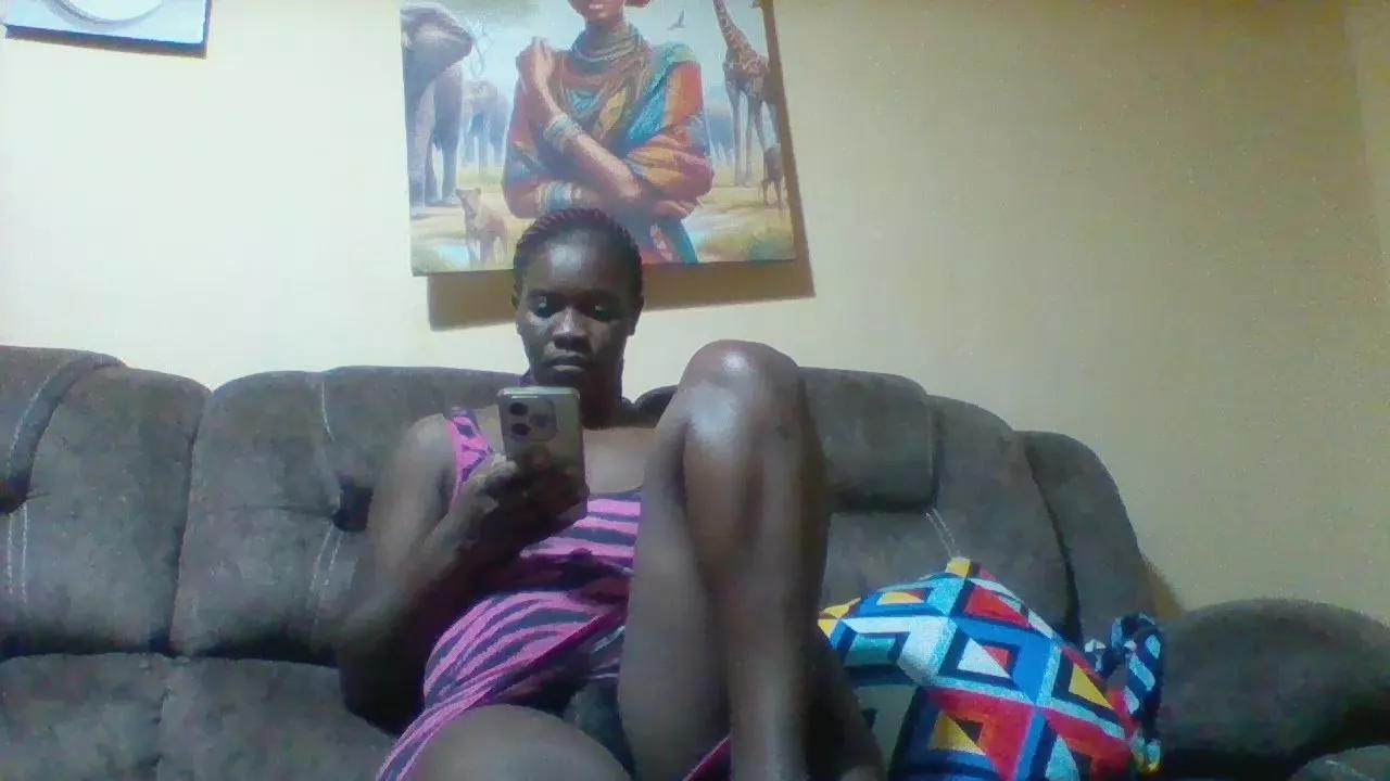 Kinkydiva1 on Cam4 