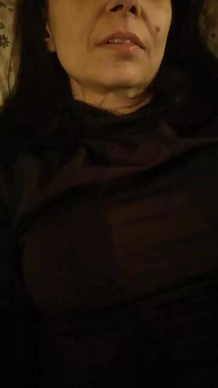 KinkyGreta on Cam4 
