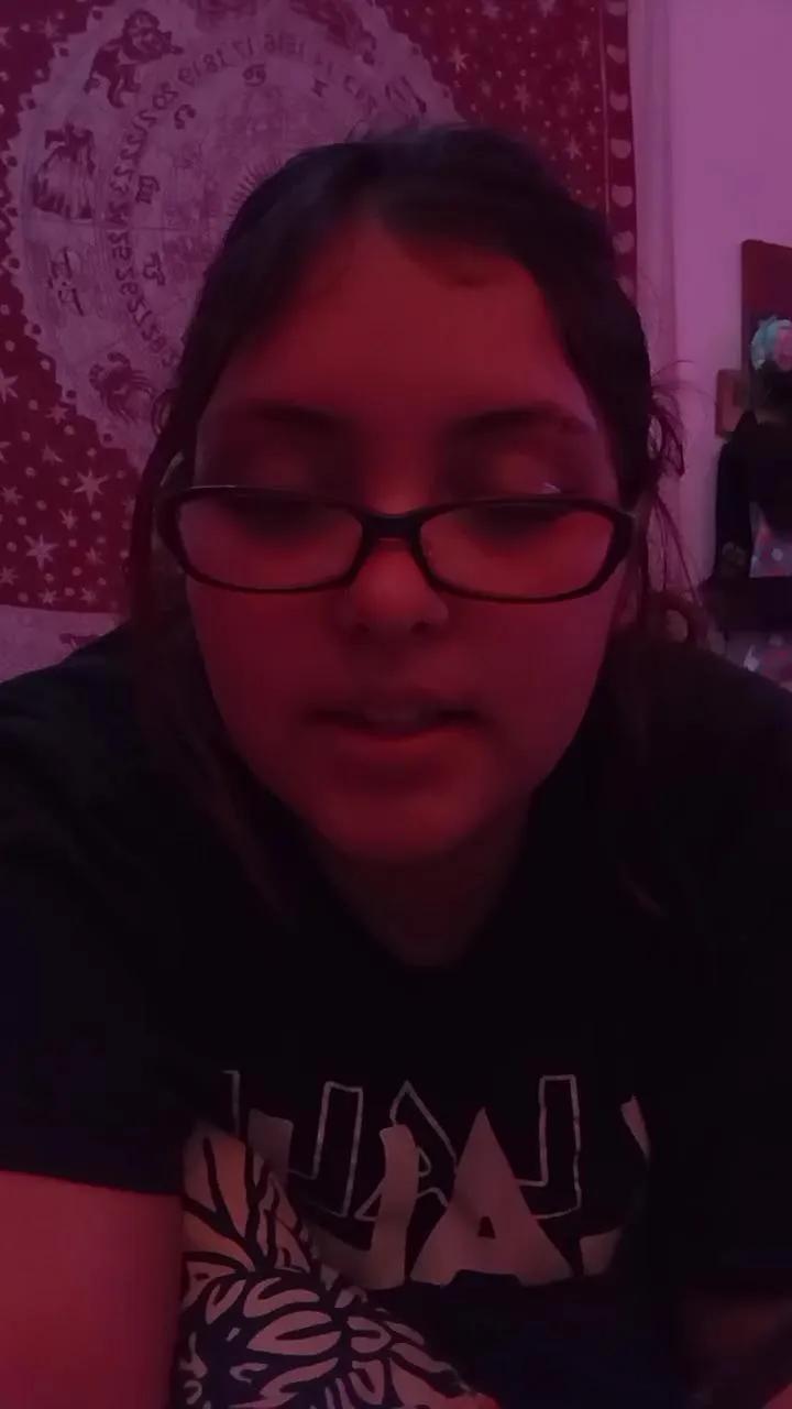 KinkyNikyxxx on Cam4 