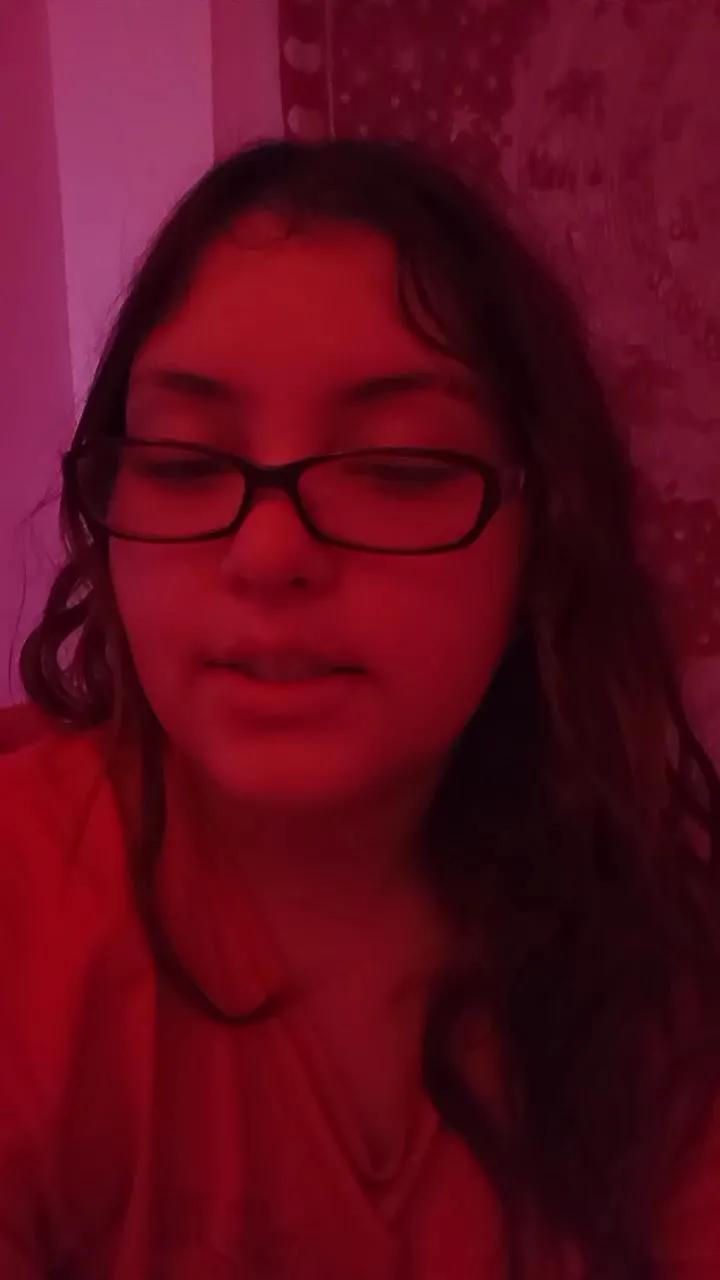 KinkyNikyxxx on Cam4 