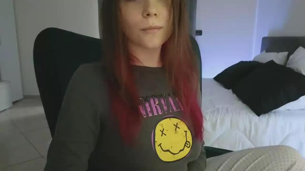 kissedbythemoon on Cam4 