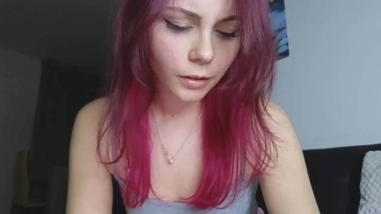 kissedbythemoon on Cam4 