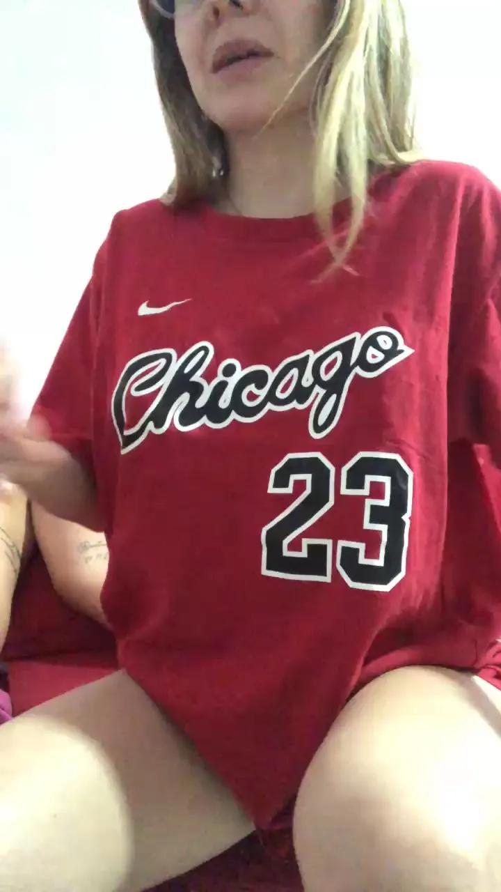 kitty305 on Cam4